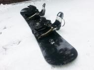 Sprzedam deskę snowboardową z wiązaniami